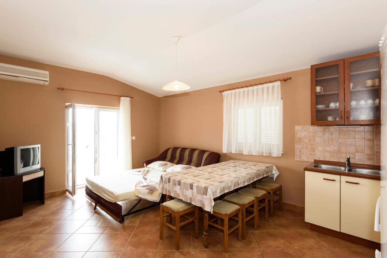 Apartments Golubic Sveti Petar  Kültér fotó