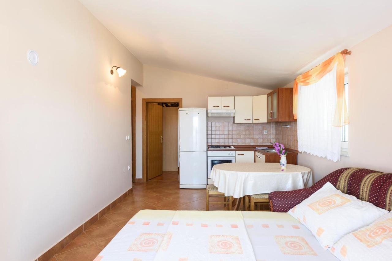 Apartments Golubic Sveti Petar  Kültér fotó