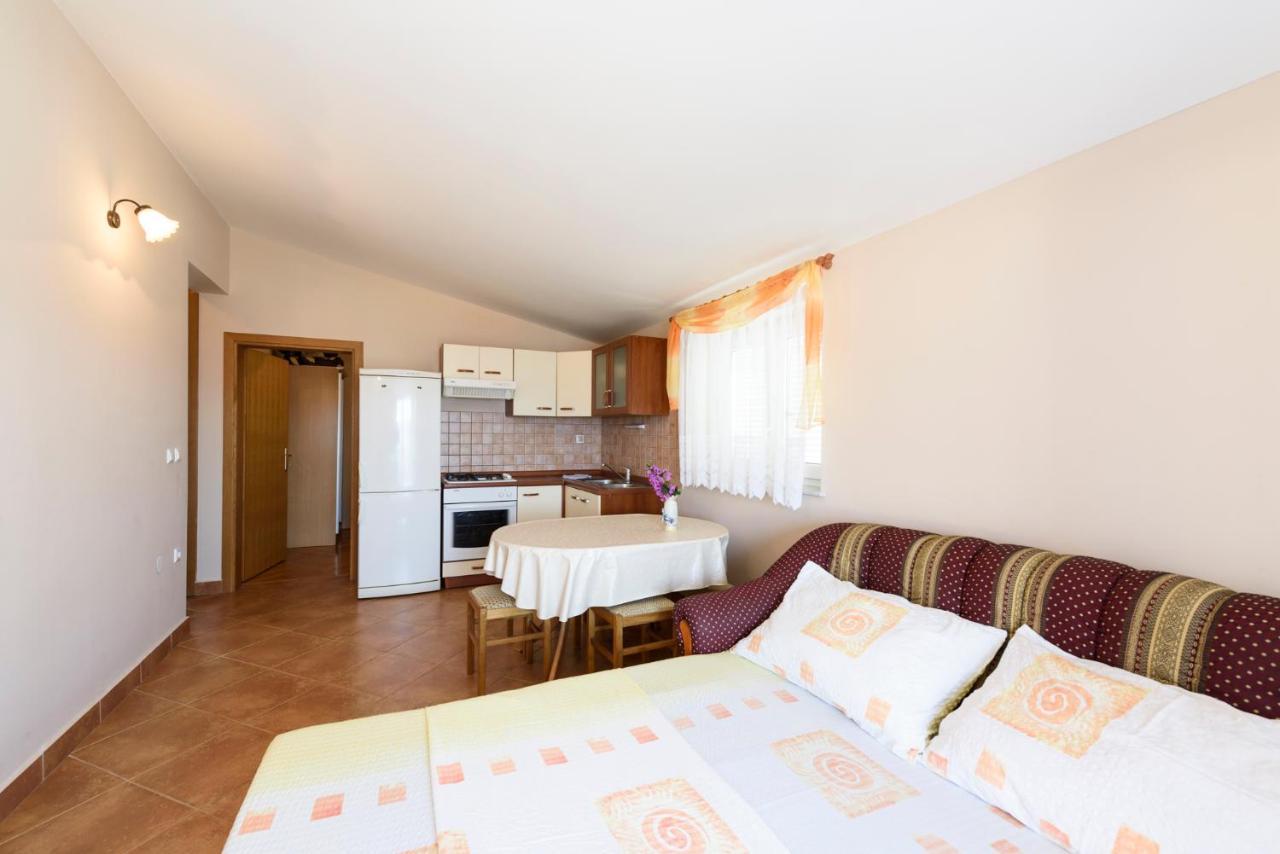 Apartments Golubic Sveti Petar  Kültér fotó