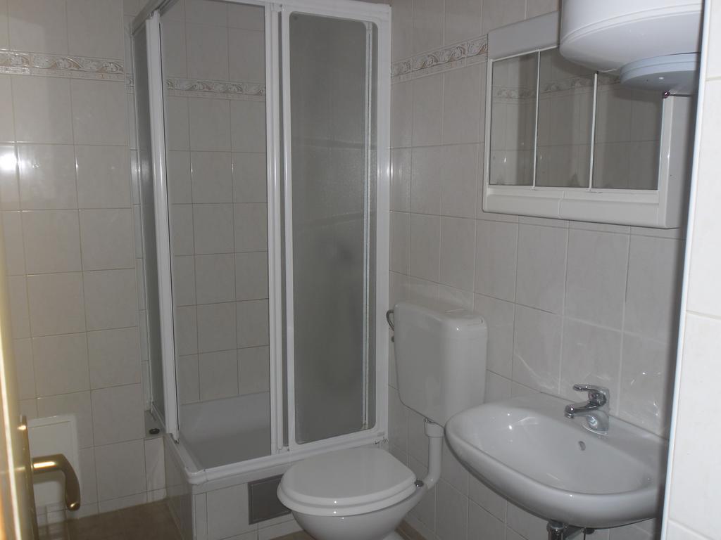 Apartments Golubic Sveti Petar  Szoba fotó