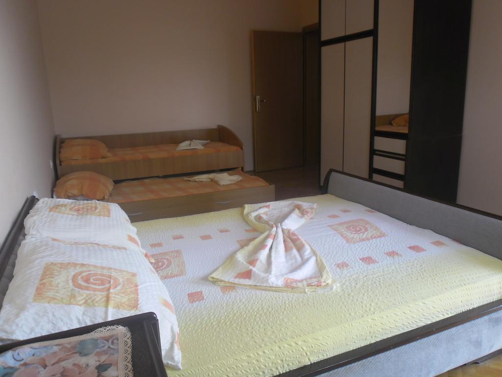 Apartments Golubic Sveti Petar  Szoba fotó
